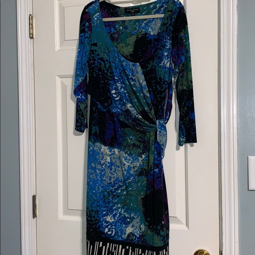 Size 12w gorgeous dress work - super flattering